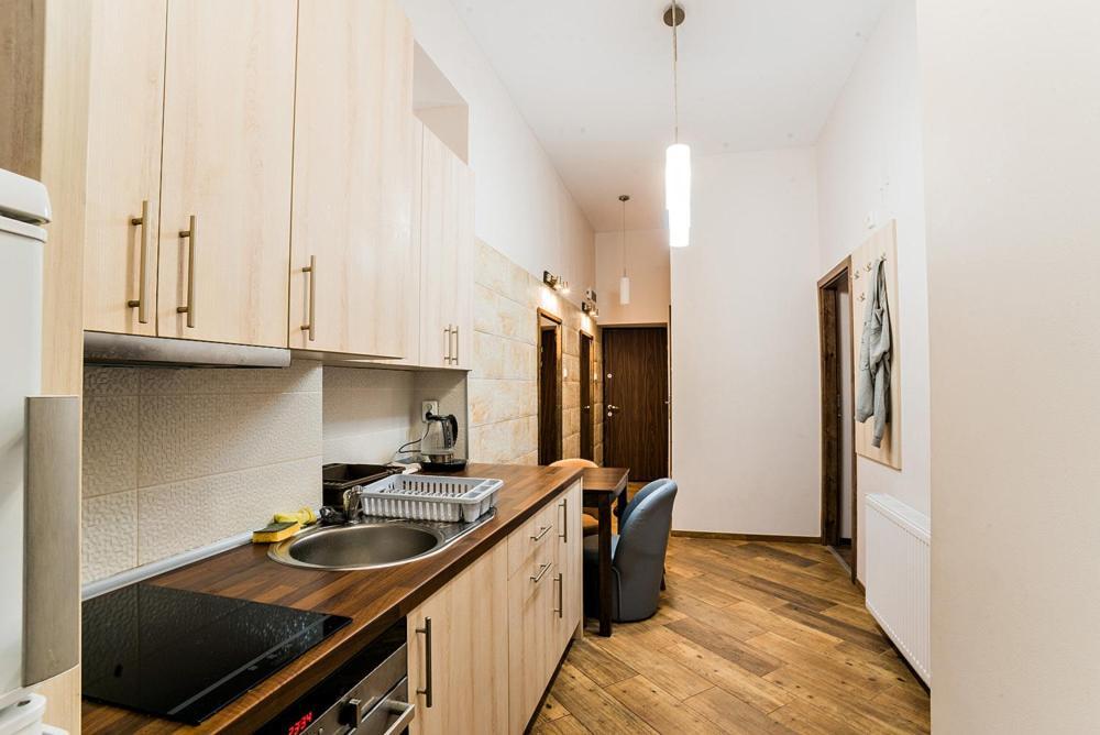 Modern Rooms In City Center Cracovia Exterior foto